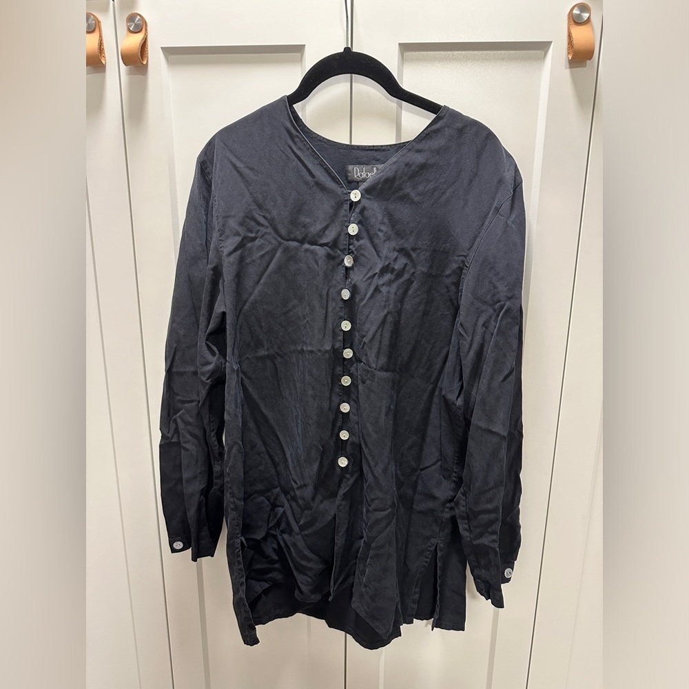 Vintage black silk blouse, women’s size 10 with shell buttons